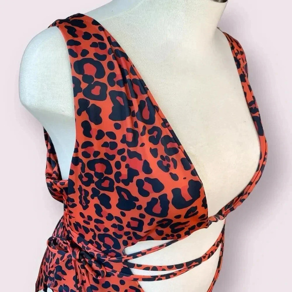 Fashion Nova One Piece Plunging Wrap Around Swimsuit Plus Size 3X Animal Print - Picture 8 of 16